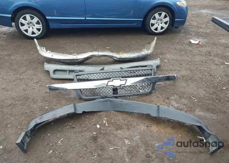 2001 Chevrolet Silverado 2500Hd from USA, damaged, VIN 1GCHC24U91Z334155